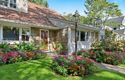 23 Allen Road, Rockville Centre, NY 11570
