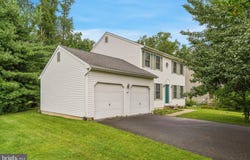28 RIDGE RUN Road, SELLERSVILLE, PA 18960