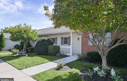 2461 E HIGH Street, POTTSTOWN, PA 19464