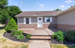 1990 Oak Leaf Drive, Adrian, MI 49221