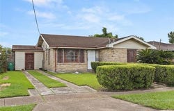 2049 MANOR HEIGHTS Drive, Marrero, LA 70072