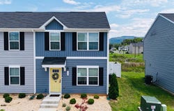 766 CARSON CIR, GROTTOES, VA 24441