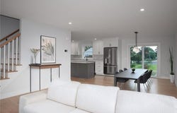 30 Recess Lane, Warwick, RI 02889