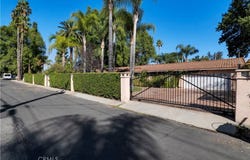 8644 Jellico, Sherwood Forest, CA 91325