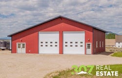 15 Cole Rd, Cody, WY 82414