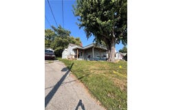 104 N Posey Street, Salem, IN 47167