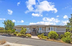 840 Ridge Dr, Concord, CA 94518