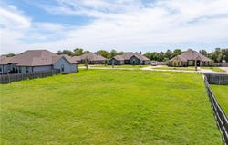 220 Fox Run Lane, Robinson, TX 76706