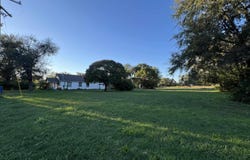 600 NW Broad ST, Topeka, KS 66608
