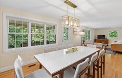 2 Carroll Circle, Derry, NH 03038