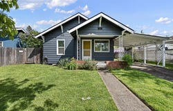 2421 KINCAID St, Eugene, OR 97405