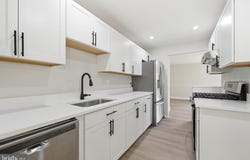 14462 FOUR CHIMNEY Drive, CENTREVILLE, VA 20120