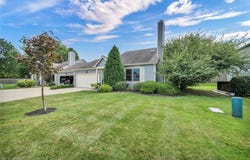 19 Pond Drive, Rocky River, OH 44116