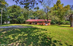 5232 Ward Pineview Road, Lucedale, MS 39452