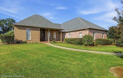 125 Bradshaw Crossing, Canton, MS 39046