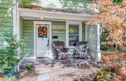 715 9TH St, OregonCity, OR 97045
