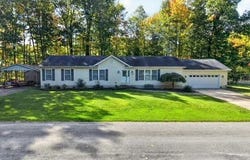 2153 S Deer Run, Roaming Shores, OH 44084