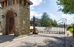 6320 S Creeksedge Drive, Ozark, MO 65721