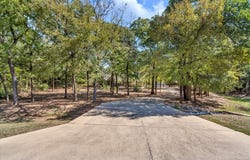 9645 Oak Meadow Lane, Pilot Point, TX 76258