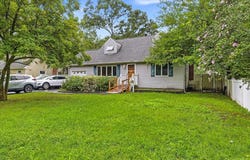 80 Ackerly Lane, Ronkonkoma, NY 11779