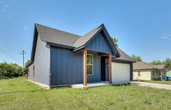 1925 E Springer Avenue, Guthrie, OK 73044