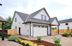 2589 N LYDIA Loop, Hubbard, OR 97032
