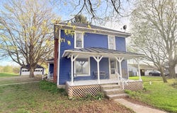 2249 E Montgomery Road, Hillsdale, MI 49242