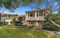 693 Lincoln Avenue, Lockport, NY 14094