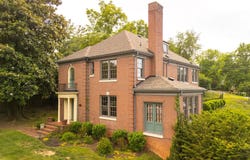 290 Long Crescent Drive, Bristol, VA 24201