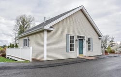 14 Georgetowne Drive, Nashua, NH 03062