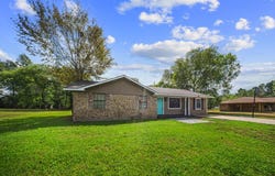 179 Sunmeadow Drive, Lufkin, TX 75904