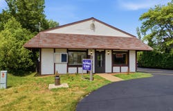 4326 Michigan Ave, Manitowoc, WI 54220