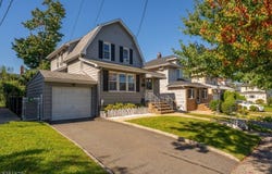 344 Rutherford Ave, Lyndhurst Twp., NJ 07071-1024