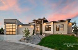 445 Joy Avenue, Middleton, ID 83644