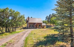 667 Soaring Eagle Court, Chromo, CO 81128