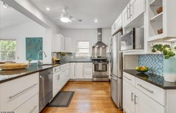21 Oakview Ave, Maplewood Twp., NJ 07040-2213