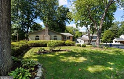 6604 GREY FOX Drive, SPRINGFIELD, VA 22152