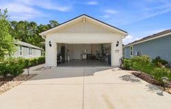 135 Fairlake Cir, St Augustine, FL 32092