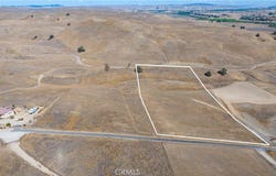 3775 Gruenhagen, Paso Robles, CA 93446