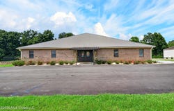 1625 W Central Avenue, Wiggins, MS 39577