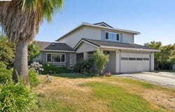 3560 Kirkcaldy St, Pleasanton, CA 94588