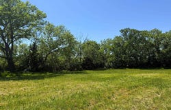 1040 SE Stanley Road, Tecumseh, KS 66542