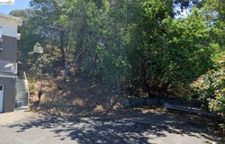 Westview DR, Oakland, CA 94705