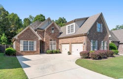 305 DUNROBIN CIRCLE, PELHAM, AL 35124