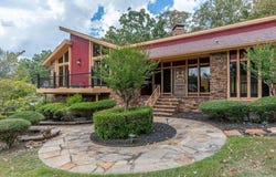 3707 Old Oaks LN, Fort Smith, AR 72903