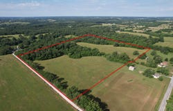 24411 Lawrence 2210, Aurora, MO 65605