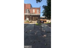 42 N MARKET Street, DUNCANNON, PA 17020