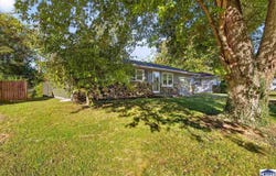 546 NW 10th Street, Linton, IN 47441