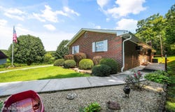 332 Rural Vale Rd, Tellico Plains, TN 37385