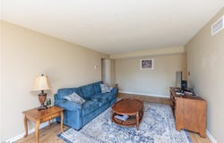 21841 River Oaks Drive, Rocky River, OH 44116